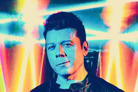 Edith Pike's Instagram, Twitter & Facebook