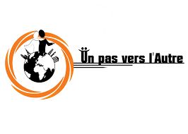 Deux couples, pierre et aimée, et eric et pénélope, partagent tous les quatre plusieurs années d'amitié sans nuage. Un Pas Vers L Autre Posts Facebook