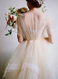 Born 2 february 1977) is a colombian singer and songwriter. 25 Best Wedding Dresses For A Fine Art Bride Wedding Sparrow Best Wedding Blog Wedding Ideas Hochzeit Kleidung Brautmode Schone Kleider