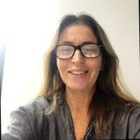 100+ perfiles de «Levin»