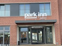 Kamen station is situated 1½ km northwest of park inn by radisson kamen unna. Wismar Schlafen Im Kreuzfahrtkabinenhotel Von Radisson Einfachraus Eu
