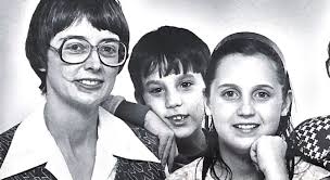 How Mary and Elizabeth Stauffer Escaped Ming Sen Shiue