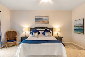 Songesand bed frame with 2 storage boxes. Penthouse Condo Dreaming Of Florida Holidays