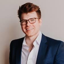 Jennifer Herzig's Instagram, Twitter & Facebook