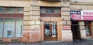 Chiar dacă cursul oficial de schimb al monedei naționale este utilizat doar în scopuri contabile și statistice, aproape toată dinamica acestuia este. Jaf De Proportii La O Casa De Schimb Valutar Din Timisoara In Plin