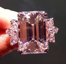 Pin By Clara Matias On Aneis De Noivado Pink Diamond Ring Pink Diamond Diamond