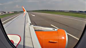 Easyjet a320neo seat map, seating chart, cabin interior layout, seat pitch, extra legroom, standard and up front seats. Easyjet Airbus A320 Startup Takeoff From Gatwick Gopro Wing View Youtube