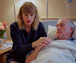 JUST IN; Taylor Swift Shares Update on Her Dad Scott Swift's Heart Surgery  and Travis Kelce's Support on New Heights Podcast While Announcing Her TS12  Album 'The Life of a Showgirl'  https://usamidia.com/taylor-swift-shares-update-on-her-dad-scott ...