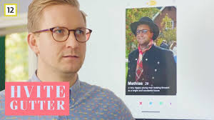 Oceny, sezony, odcinki, obsada, dyskusje wiadomości, ciekawostki oraz galeria. Hvite Gutter Gutta Har Laget En Tinder Bruker For Mathias Discovery Norge Youtube