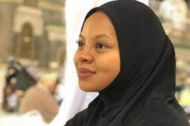 She started wearing the headscarf in may 2018. 88fpkvclbmljim
