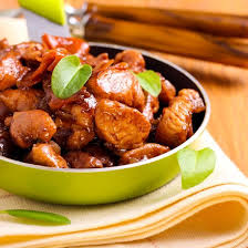 Poulet Au Caramel Et Sauce Soja Releve Au Gingembre Recette Plat De Regime Recette Recette Poulet