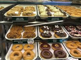 Stop by for an original glazed doughnut or other variety paired with a hot or iced coffee. Krispy Kreme Singapur 290 Orchard Road The Paragon Central Area City Area Restaurant Bewertungen Fotos Tripadvisor