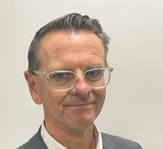 Lance Simons's Instagram, Twitter & Facebook