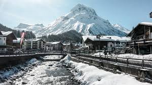 The ultimate ski resort guide. Ski Sport Lech Zurs