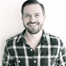 Manuela Gale's Instagram, Twitter & Facebook