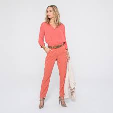 Rouge côtelé evasé sur le bas elastique à la taille composition: Pantalon Cargo Fluide Rouge Corail En Lyocell Elora