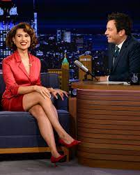 raye is in the building to talk her upcoming tour THIS TOUR MAY CONTAIN NEW MUSIC and perform “WHERE IS MY HUSBAND!” 📷 @toddowyoung