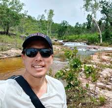 Get lost in the Darwin woods