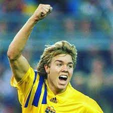 Thomas Brolin Brolin Thomasbrolin Sweden Swedish Swedishfootball Football Footballplayer Retro Retro Football Players Soccer Players Vintage Football