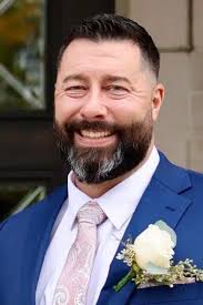 Bar Louie Promotes Brian DeHart