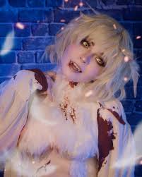 Stellalasaurus Cosplays added a...