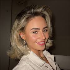 End of an era ✨ Na 4 jaar studeren heb ik gisteren eindelijk mijn diploma… 