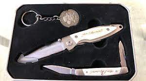 Explore over 350 million pieces of art while connecting to fellow artists and art enthusiasts. Winchester Signature Series 200th Commemorative Two Knife Set Nimc Must See 34 95 Picclick