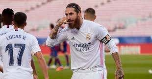 Capitán del @realmadrid y de la @sefutbol. Sergio Ramos Paid Tribute To Moore V Jairzinho With This Tackle On Messi Planet Football