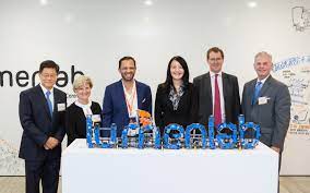 Save, spend, earn and be insured with singlife, a singapore digital insurer that offers life coverage and insurance savings plans. Metlife Launches Lumenlab The First Of Its Kind Innovation Centre In Singapore For The Life Insurance Industry In Asia Business Wire