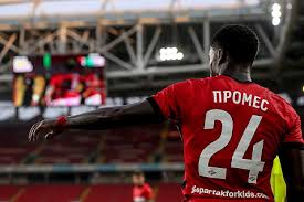 Sport lisboa e benfica comc mhih om, commonly known as benfica, is a professional football club based in lisbon, portugal, that competes in. L5 Hv06mkx40sm