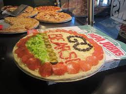 Our Friends At Papa John S Pizza Know That Pizza And Football Go Hand In Hand So They Are Giving Fans Free Breadsticks With The Bear Recipes Food Papa John S