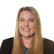 Erin Cornwall's Instagram, Twitter & Facebook