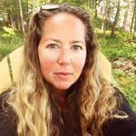 Elena Squire's Instagram, Twitter & Facebook