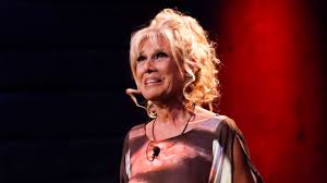 Born in turin, she is the niece of the homonymous italian television announcer maria teresa ruta. Maria Teresa Ruta In Lacrime A 20 Anni Hanno Tentato Di Violentarmi