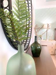 28.07.2021 · the undertones in blue paint can include gray, purple, red and green (and more!). 13 Seafoam Green Decor Ideas Seafoam Green Green Decor Seafoam Green Bedroom