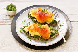 Add ½ a teaspoon of creamed horseradish to ½ a small tub of. Recipe Scrambled Egg With Salad Cress Ws Bentley Salad Cress Growers