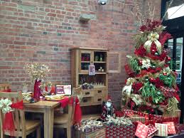 Pin By Lisa Floyd On Bit Of Christmas Christmas Display Garden Center Displays Christmas Design