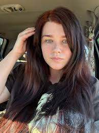 Tips for painting blonde hair in portraits