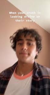 Simon Victor's Instagram, Twitter & Facebook