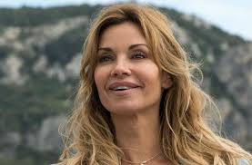 Ingrid chauvin y incarne une mère de famille confrontée à un drame survenu au large de sète (hérault). Demain Nous Appartient Ingrid Chauvin Le Public Va Etre Bluffe Par Le Prime