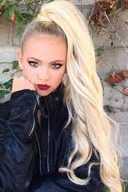 Jordyn Jones Onduladas Extensiones Platinum Blonde Alta Cola De Caballo Cola De Caballo Peinado High Ponytail Hairstyles High Ponytails Ponytail Hairstyles