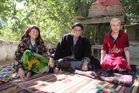 The life expectancy is shown separately for males, and for females, as well as a combined figure. Uzbekistan Je Bezpecna Zeme Mistni Lide Jsou Pohostinni Vypravi Cesky Archeolog Aktualne Cz