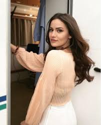 Fahriye evcen'in eski fotoğrafı görenleri hayrete düşürdü. Memurlar Net Fahriye Evcen In Eski Haline Bakin Yok Boyle Degisim
