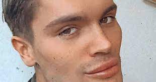 Bowness kardashian ricca razor sharp 2018. Koen Kardashian Runs Naked Through The Street Entertainment Archynewsy