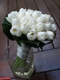 صور بوكيه ورد صور بوكيهات ورد جميلة اجمل صور بوكيه ورود Tulip Bridal Bouquet White Wedding Bouquets Bridal Bouquet