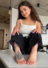 Lola Alphy @Alphy323 - Twitter Profile | TwStalker