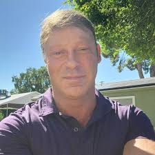 Allen Erb's Instagram, Twitter & Facebook