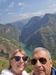 Hight Quality Small Group Easy Rider4 Day 3 Night + Private Room 2025