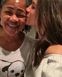 Happiness is Mother-Daughter Time😍😍