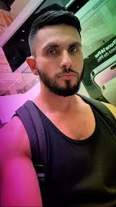 Acicala’o de pie’ a tope porque puede ser que con el 😜 mío te tope’ tope’.  , ., ., #sunday #funday